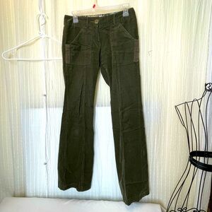 Zinc brand size 1 regular deep green soft corduroy flare pants